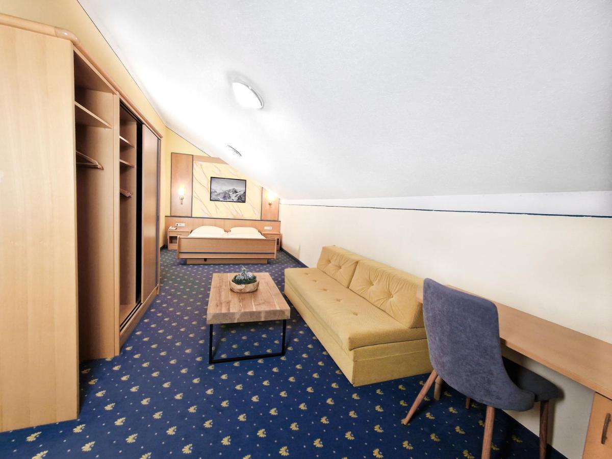 Hotel Laerchenhof 카우넬탈 외부 사진